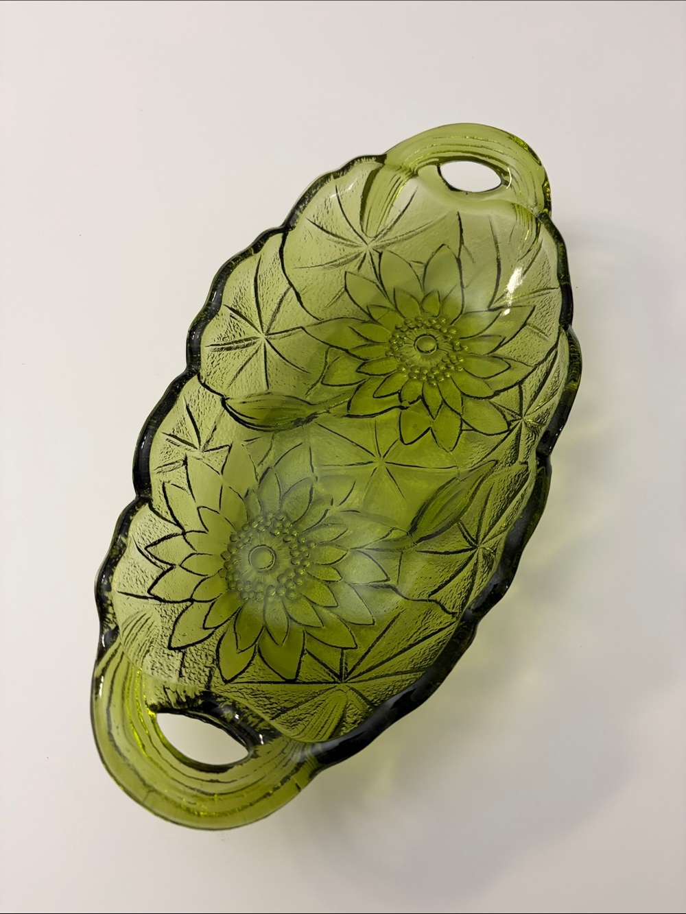 Vintage Indiana Glass Green Floral Embossed Lily Sunflower Trinket Dish